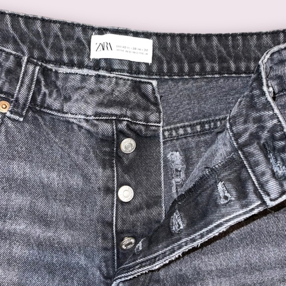 Zara Black Distressed Jean Short Shorts Size Womens Size US8 - Picture 2 of 7